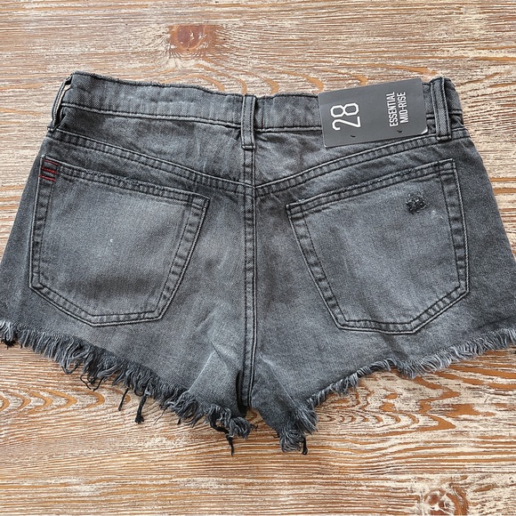BDG Distressed MIDI Shorts - Picture 2 of 5